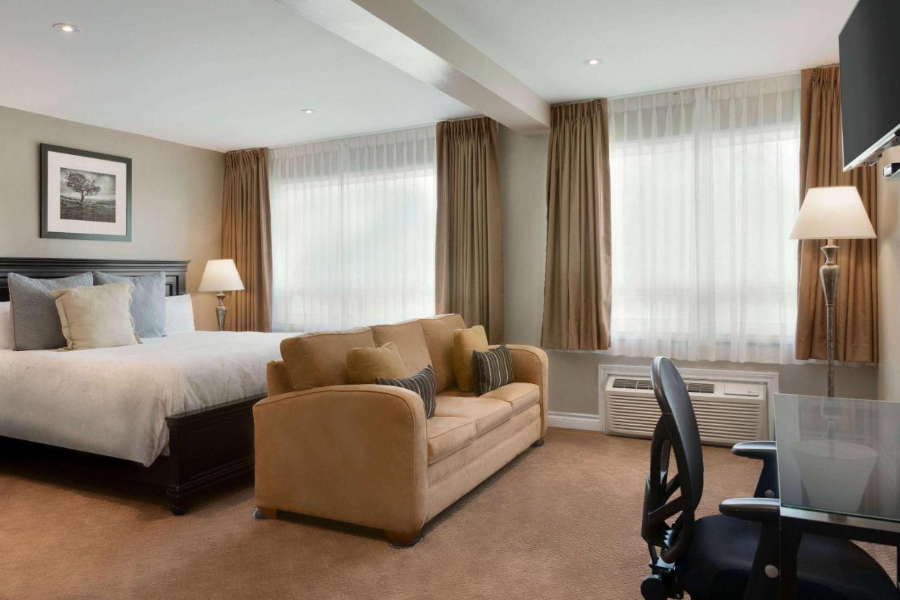 Travelodge By Wyndham Simcoe Εξωτερικό φωτογραφία
